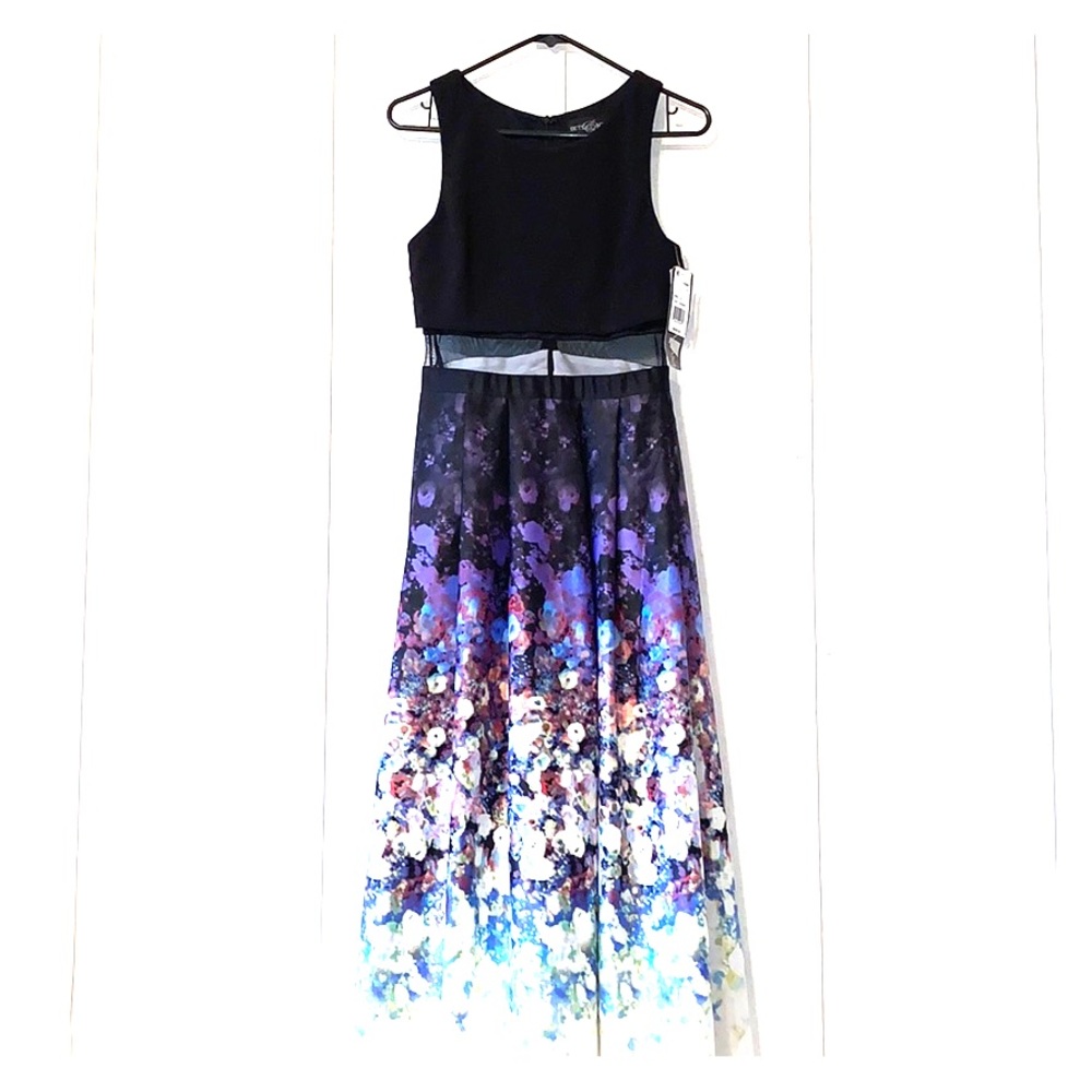 NWT Formal Dress Besty Adam Size 4